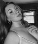 D4B25F67-FD91-4548-93D0-alyssaholmes6969.jpg