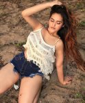 prajakta-dusane-latest-hot-hd-photos-wallpapers-1080p-instagram-broe.jpg