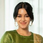 mirnalini-ravi-latest-hot-hd-photos-mobile-wallpapers-1080p-ahkn.jpg