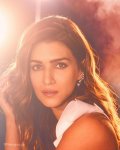 kriti-sanon-hot-hd-photos-wallpapers-for-mobile-1080p-ujve.jpg
