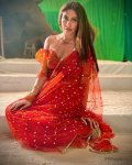 surbhi-chandna-hot-hd-photos-wallpapers-for-mobile-download-5by1.jpg