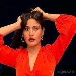 surbhi-chandna-hot-hd-photos-wallpapers-for-mobile-download-5fvz.jpg
