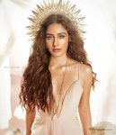 surbhi-chandna-hot-hd-photos-wallpapers-for-mobile-download-cixp.jpg