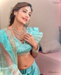 surbhi-chandna-hot-hd-photos-wallpapers-for-mobile-download-e07s.jpg