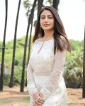 surbhi-chandna-hot-hd-photos-wallpapers-for-mobile-download-pejg.jpg