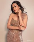 surbhi-chandna-hot-hd-photos-wallpapers-for-mobile-download-sqsk.jpg