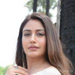 surbhi-chandna-hot-hd-photos-wallpapers-for-mobile-download-xtip.jpg