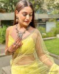 surbhi-chandna-hot-hd-photos-wallpapers-for-mobile-download-xvii.jpg