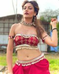 surbhi-chandna-hot-hd-photos-wallpapers-for-mobile-download-zxmk.jpg