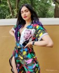 adah-sharma-hot-hd-photos-wallpapers-for-mobile-download-5cmq.jpg