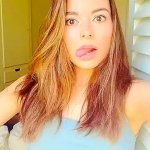 Miranda Cosgrove6757658768769879.jpg