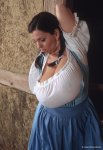 dirndl13.jpg