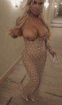 Nicole_Coco_Austin_flashing_her_tits_07.jpg