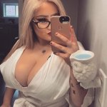 Lilly A.IG.24845155_259127347954155_788611014076661760_n.jpg