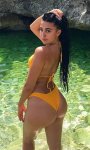 maltese-bikini-girls-2.jpg