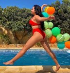 maltese-bikini-girls-3.jpg