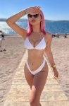 maltese-bikini-girls-13.jpg
