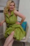 mim_turner_green_dress01.jpg