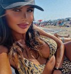 g_i_n_i_a_900 -300.jpg