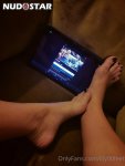 Lily00feet_nude_leaked_044.jpg