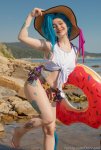 02_Donna_Loli_Beach_Jinx_2.jpg