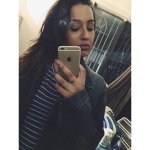 Busty Hot Chick Pic 001.jpg