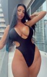 yvonne_bar_81.jpg