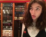 640full-lorde.jpg