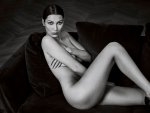 Bella Hadid 023.jpg