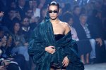 Bella Hadid 119.jpg