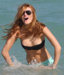 BellaThorne114.jpeg