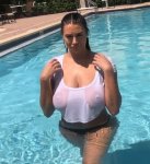 Aubrey-Lynn-Poolside - -Streamable4b-0008.jpg