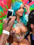 14-Rihanna-Sexy-Mating-Festival-2017.jpg