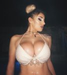 Dana P.IG.25016490_148335515816017_5277292300177768448_n.jpg