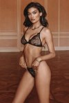 Kelly-Gale-by-Clint-Robert-for-Gooseberry-18-600x900.jpg