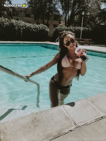 RaeRaeLoveee Nude Leaks OnlyFans Photo 17