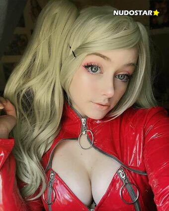 Silverrfox / Makayla Bennet / silverfoxgamer Nude Leaks OnlyFans Photo 5