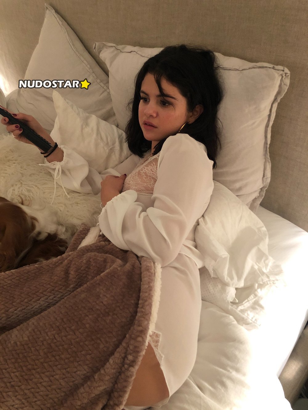 Selena Gomez Nudes Leaks (21 Photos + 6 Videos) 10